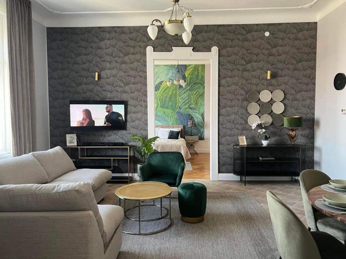Orangehomes Panthera Luxury Apartment Budapeste Exterior foto